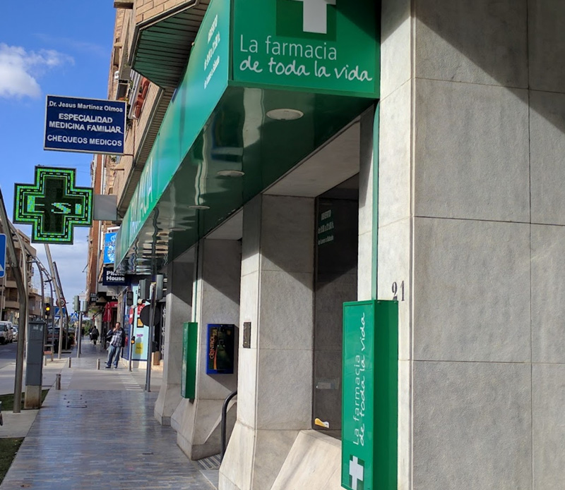 Imagen de la fachada de la farmacia